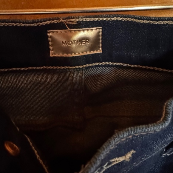 Mother Denim High Waisted Runaway - Home Movies Wash - Picture 6 of 8